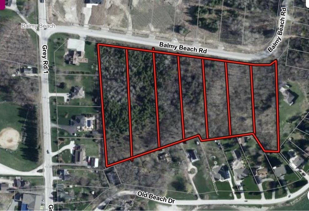 Aerial view of Balmy Shores Estates showing the seven planned residential lots on Balmy Beach Road